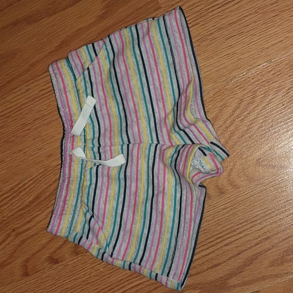 Lot of 4 shorts 3-6m - Picture 4 of 11